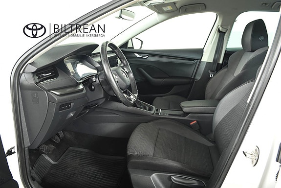 Skoda Octavia 6 of 16
