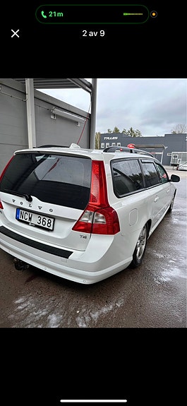 Volvo V70 2 of 5