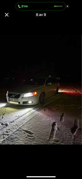 Volvo V70 3 of 5