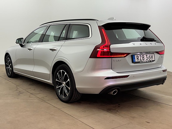 Volvo V60 4 of 5