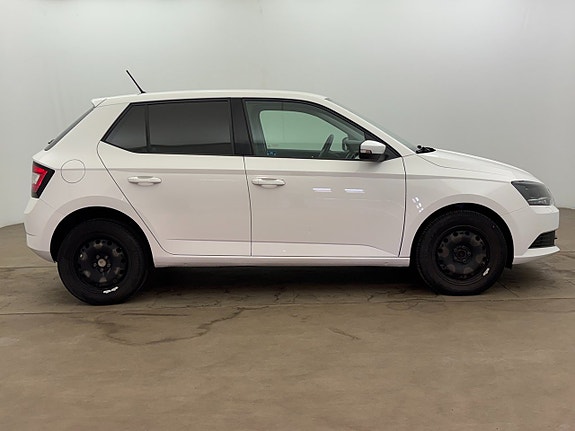 Skoda Fabia 7 of 22