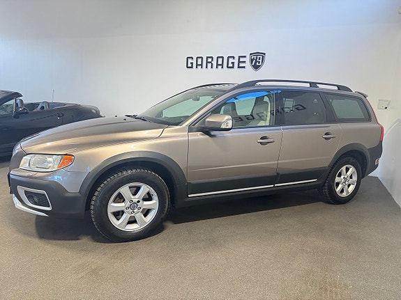 Volvo XC70 3 of 5