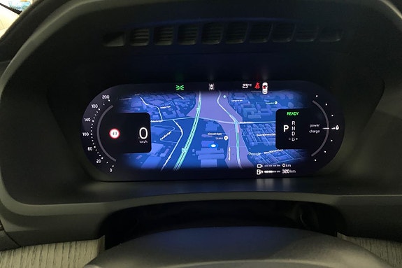 Volvo XC90 15 of 30
