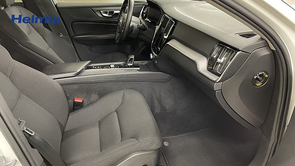 Volvo V60 Cross Country 10 of 11