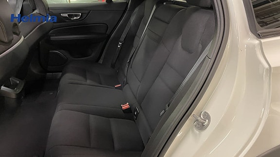 Volvo V60 Cross Country 11 of 11