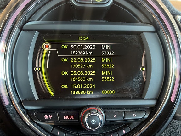 MINI Clubman Cooper D 19 of 24