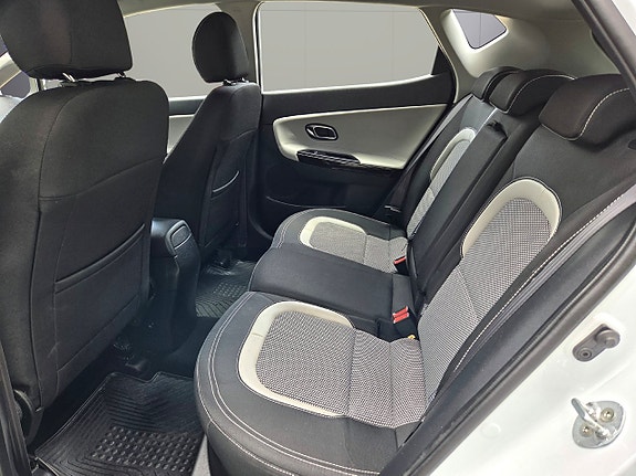 Kia Ceed 12 of 18
