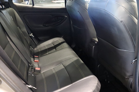 Toyota Yaris Cross 10 of 28