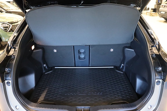 Toyota Yaris Cross 6 of 28
