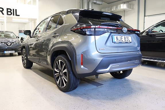 Toyota Yaris Cross 4 of 28
