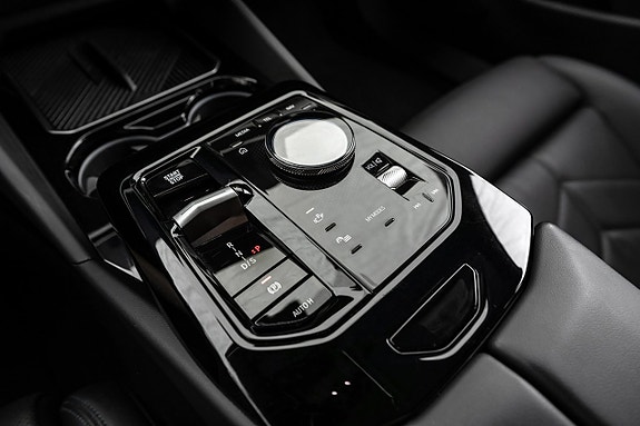 BMW 530e 13 of 23