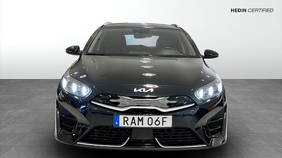 Kia Ceed 2 of 15