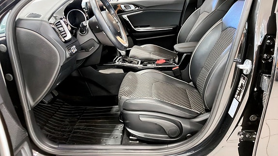 Kia Ceed 14 of 15