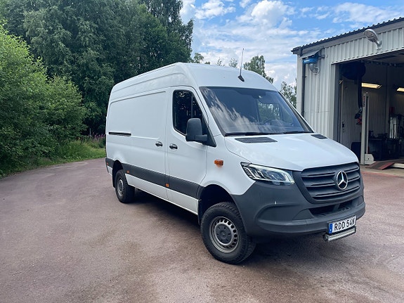 Mercedes-Benz Sprinter 316 4 of 5