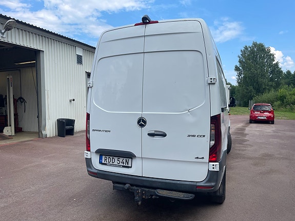 Mercedes-Benz Sprinter 316 2 of 5