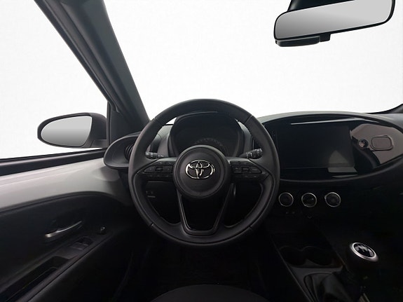 Toyota Aygo X 10 of 25