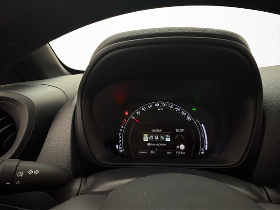 Toyota Aygo X 17 of 25