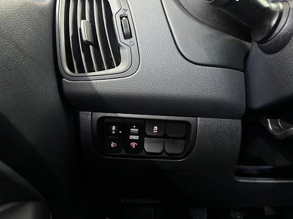 Kia Rio 11 of 23