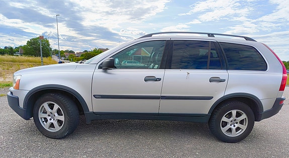 Volvo XC90 5 of 5