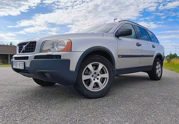 Volvo XC90 4 of 5