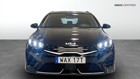 Kia Ceed 2 of 16