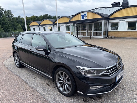 Volkswagen Passat 27 of 30