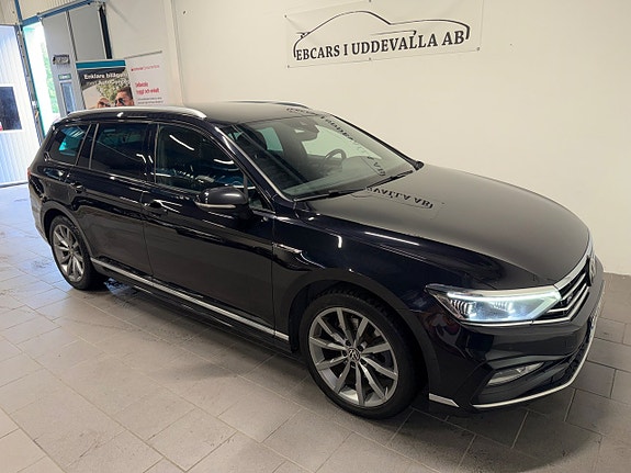 Volkswagen Passat 2 of 5