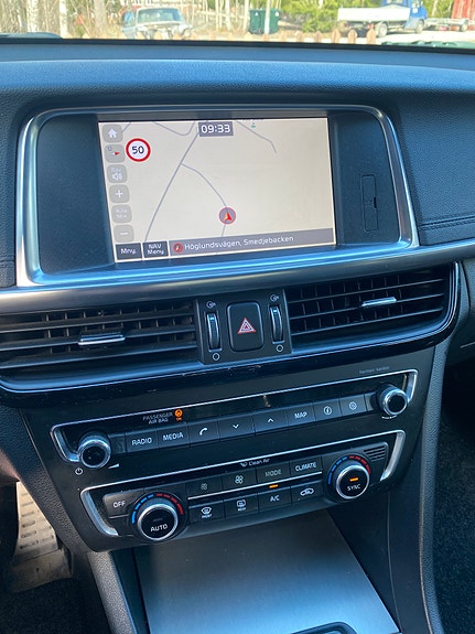 Kia Optima 9 of 12