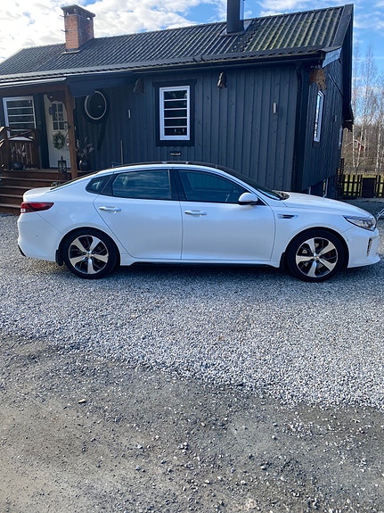 Kia Optima 4 of 5