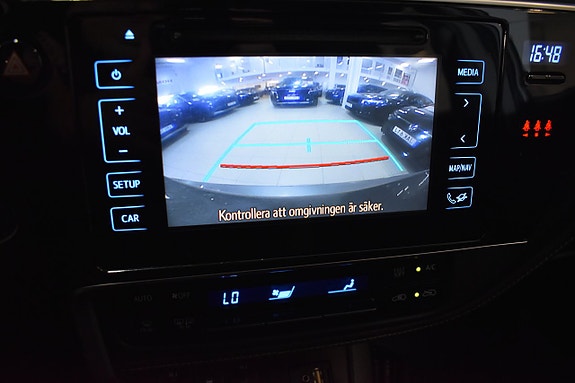 Toyota Auris 10 of 19