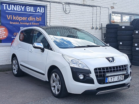Peugeot 3008 2 of 5