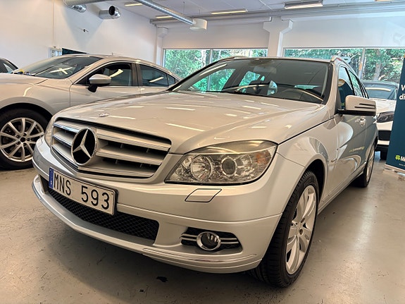 Mercedes-Benz C180 4 of 30