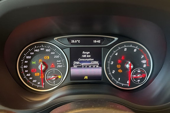 Mercedes-Benz B160 d 14 of 16