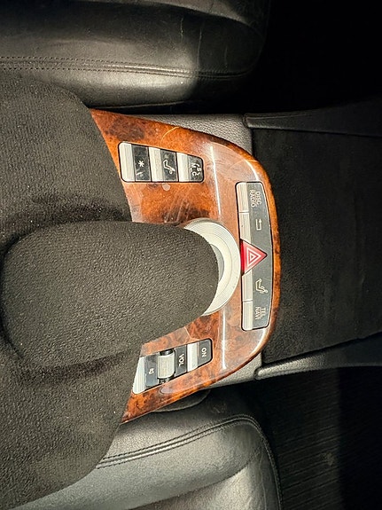 Mercedes-Benz S320 28 of 30