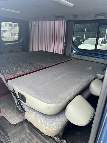 Renault Trafic 8 of 13