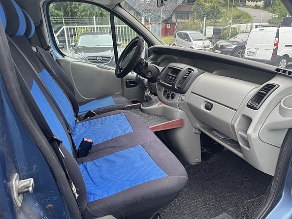 Renault Trafic 3 of 13