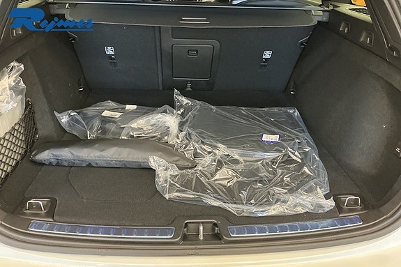 Volvo V60 9 of 18