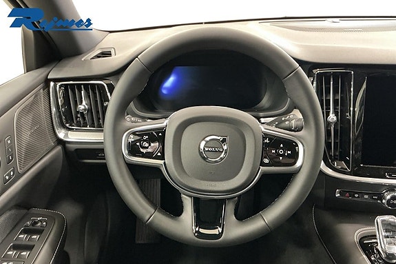 Volvo V60 8 of 18