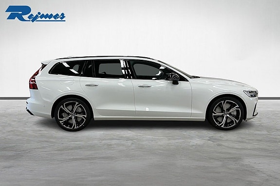 Volvo V60 14 of 18