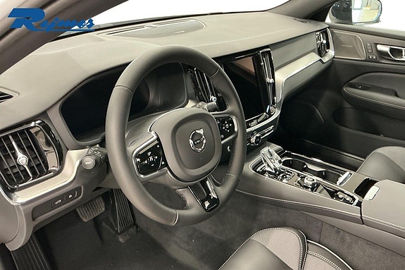 Volvo V60 11 of 18