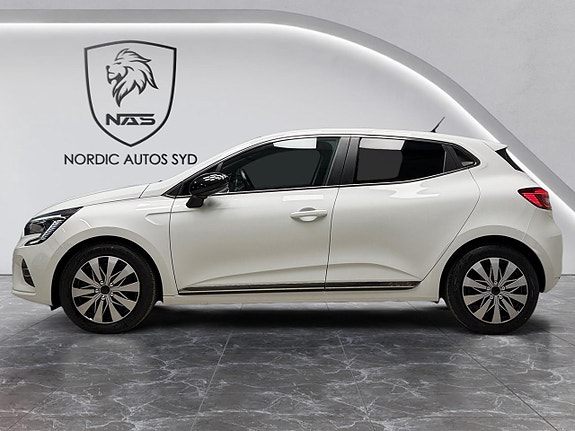 Renault Clio 2 of 5