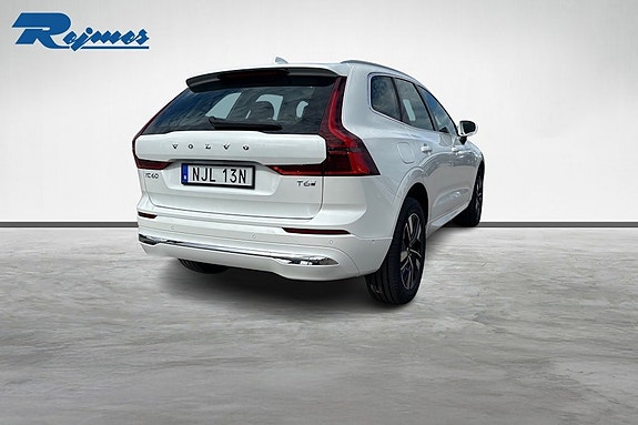 Volvo XC60 5 of 22
