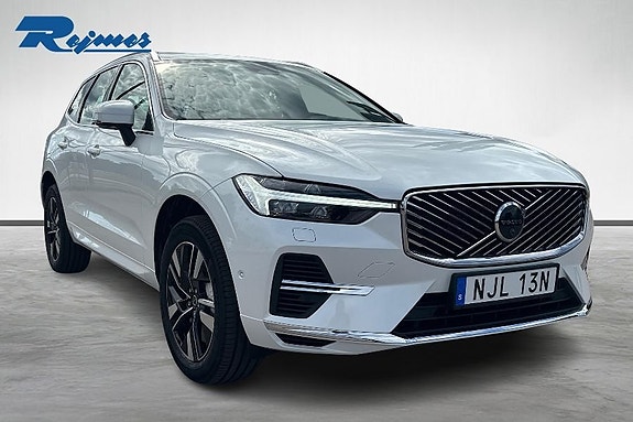 Volvo XC60 3 of 22