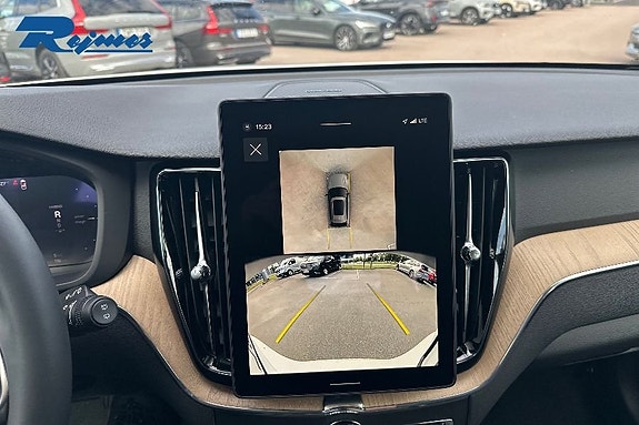 Volvo XC60 18 of 22