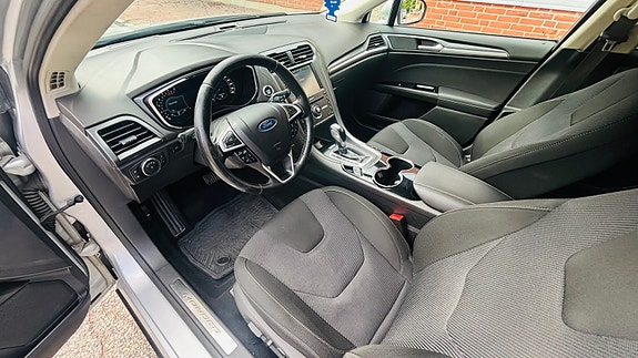 Ford Mondeo 5 of 7
