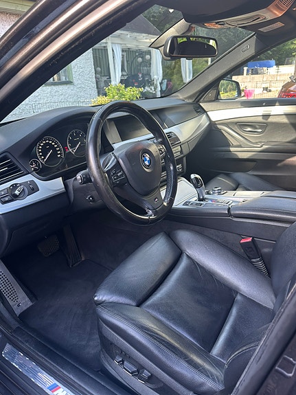BMW 535d 4 of 5