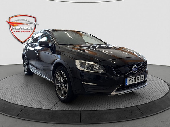 Volvo V60 Cross Country 5 of 5