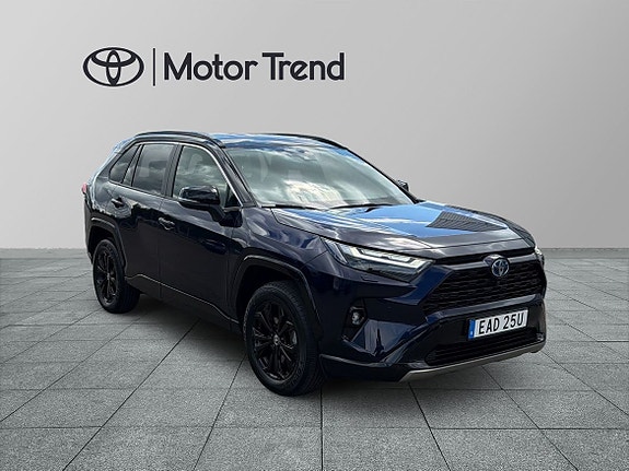 Toyota RAV4 7 of 27