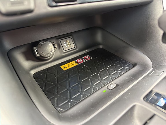 Toyota RAV4 25 of 27