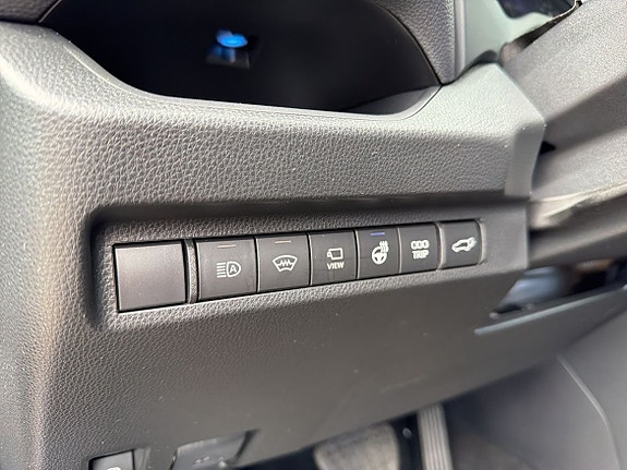 Toyota RAV4 20 of 27